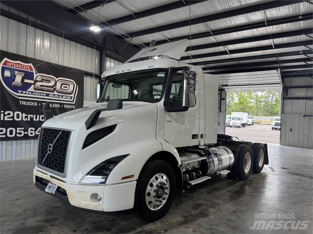 Volvo VNR64T300 Prime Movers