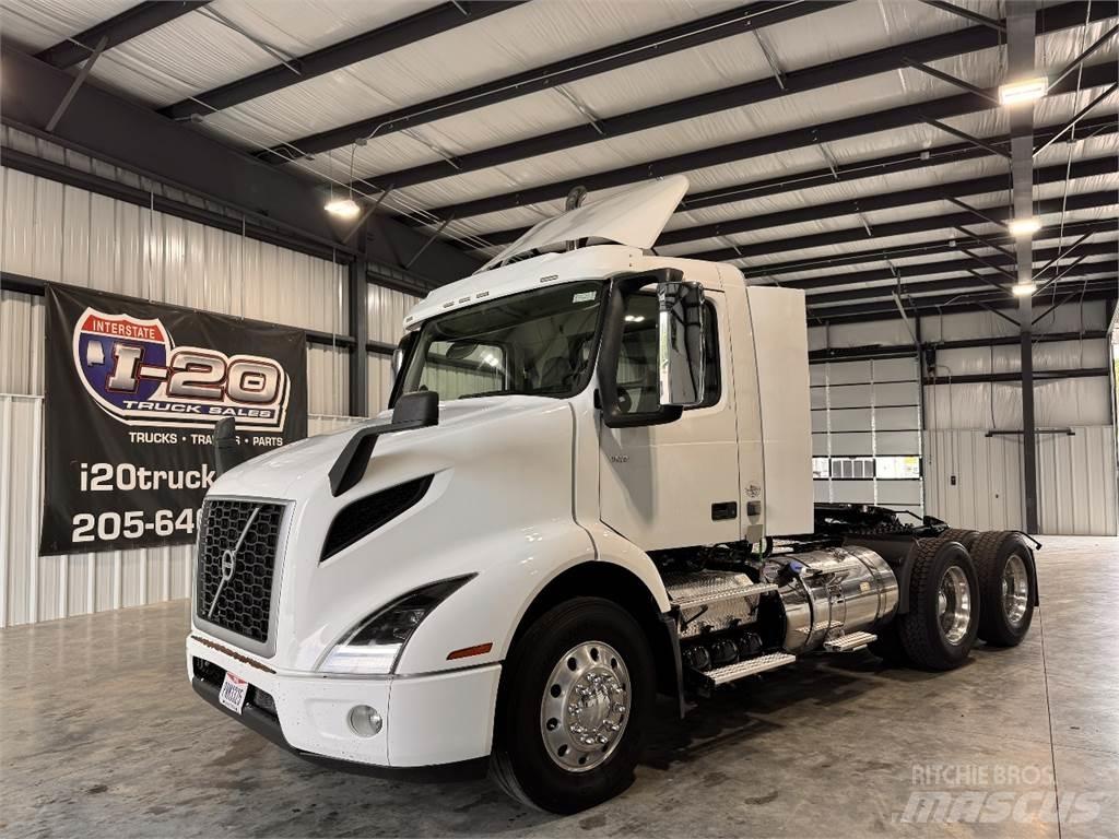 Volvo VNR64T300 Prime Movers