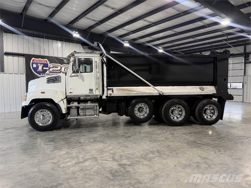 Western Star 4700SF Tipper trucks