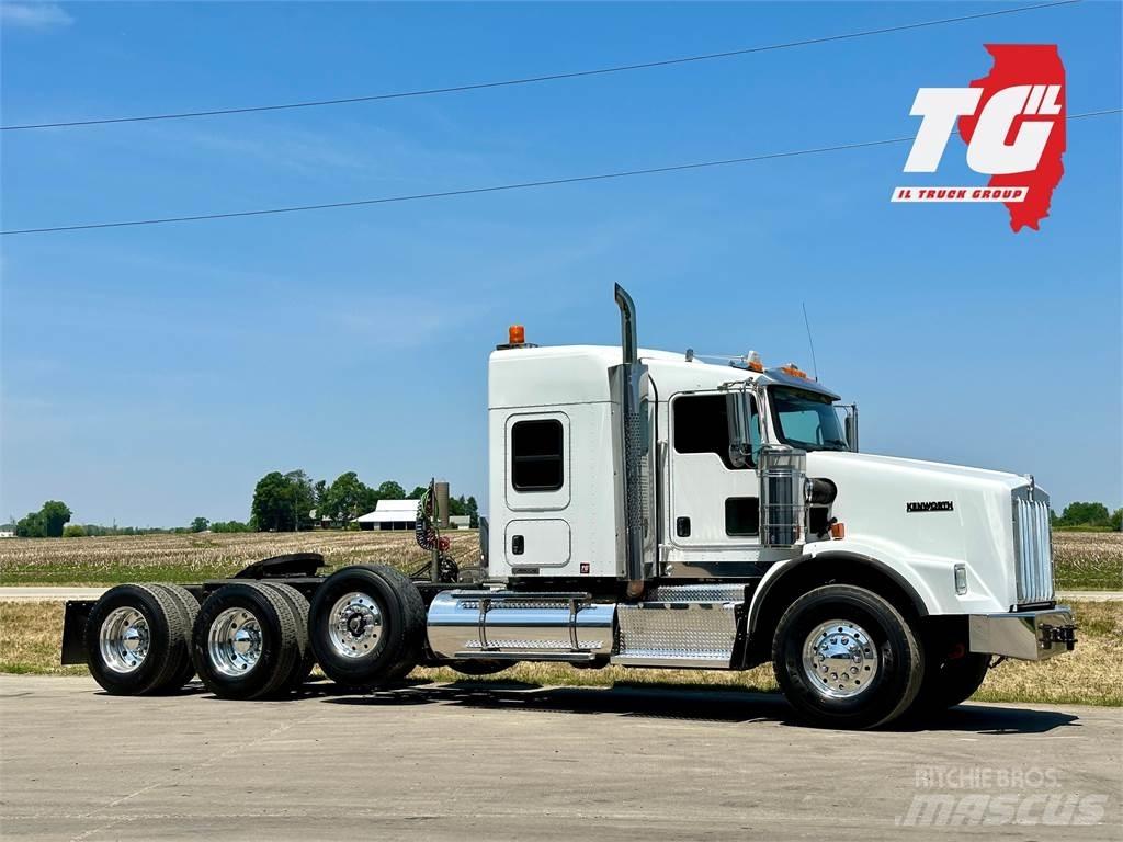 Kenworth T800 Prime Movers