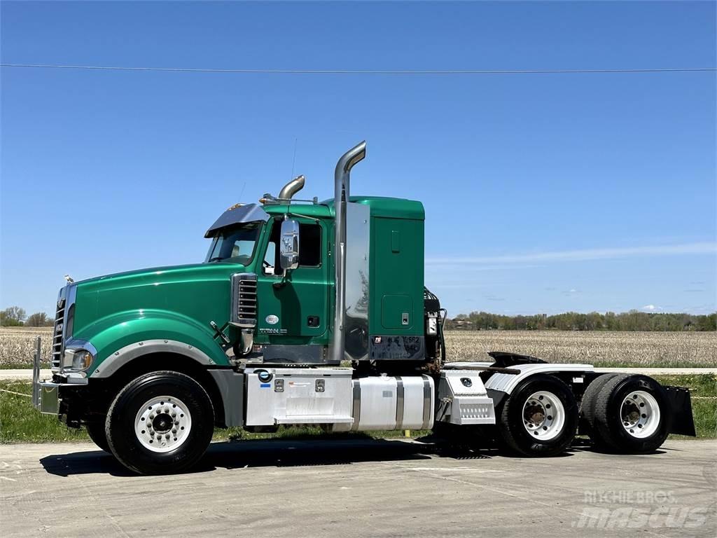 Mack Titan TD713 Prime Movers