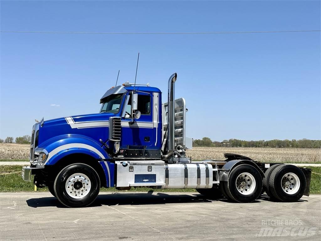 Mack Titan TD713 Prime Movers