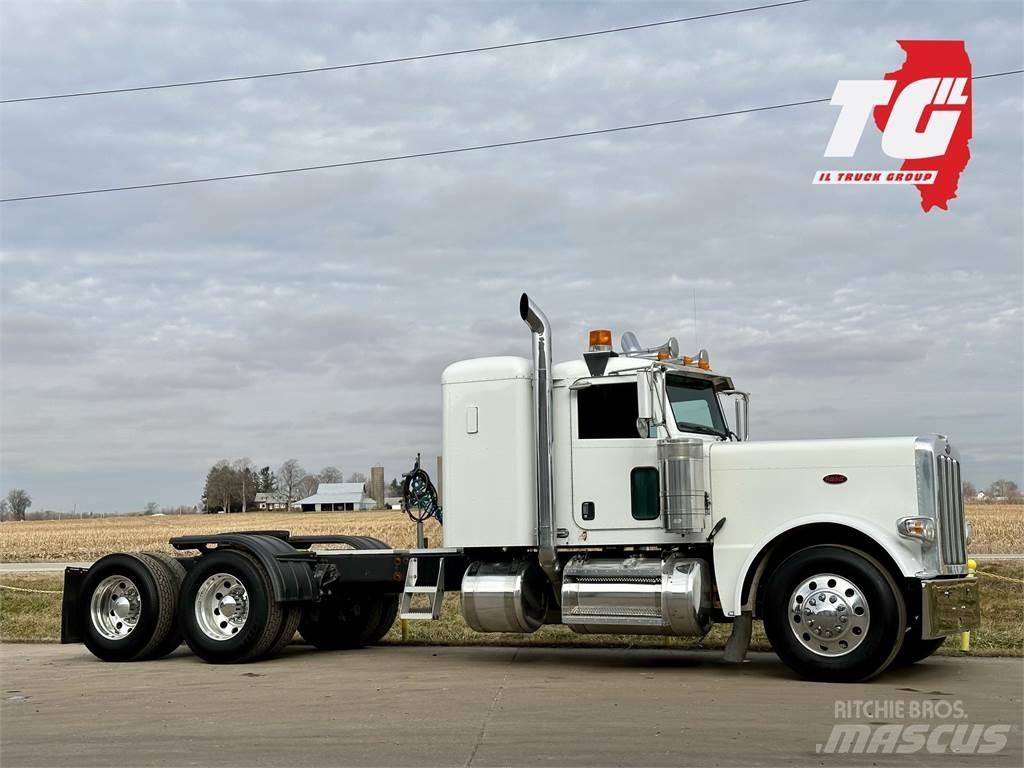 Peterbilt 389 Prime Movers