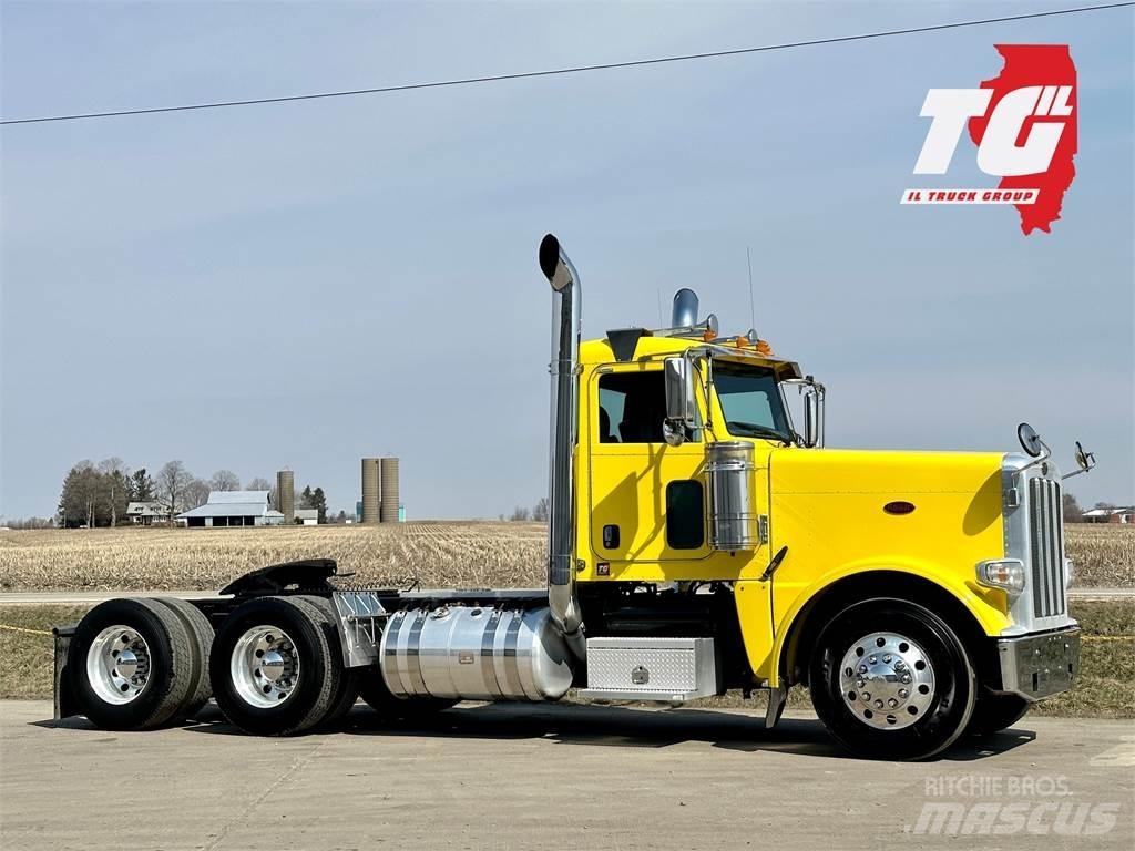 Peterbilt 389 Prime Movers