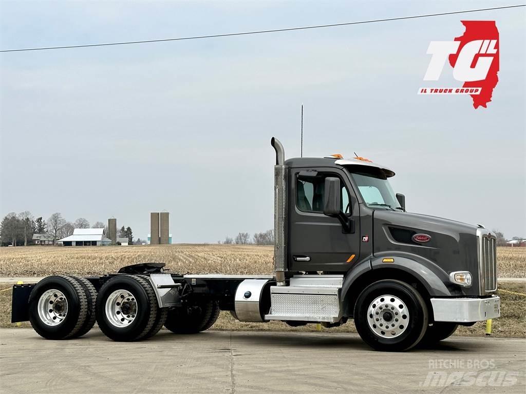 Peterbilt 567 Prime Movers