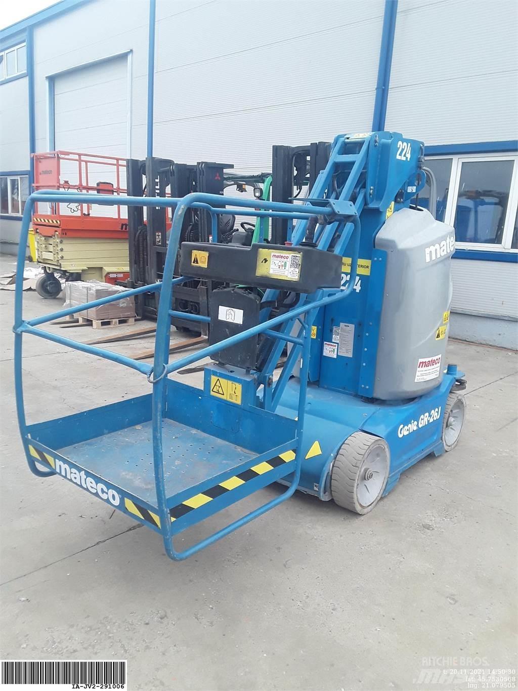 Genie GR26J Used Personnel lifts and access elevators