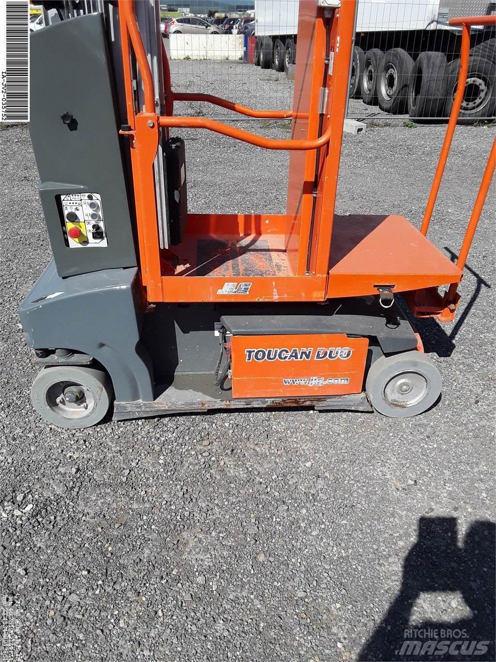 JLG Toucan duo Used Personnel lifts and access elevators