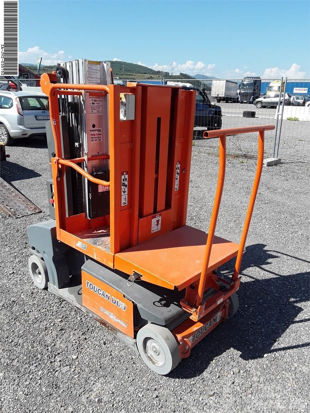 JLG Toucan duo Used Personnel lifts and access elevators