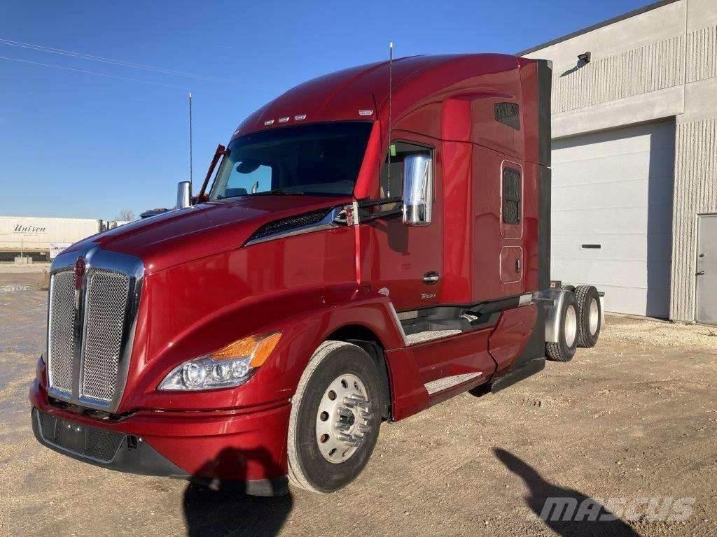 Kenworth T680 Prime Movers