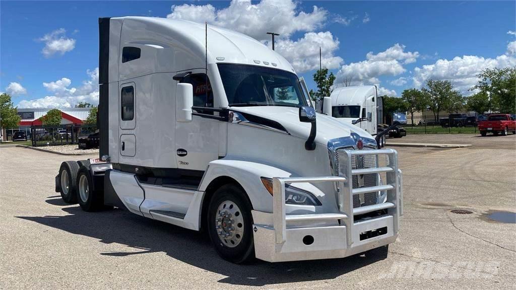 Kenworth T680 Prime Movers
