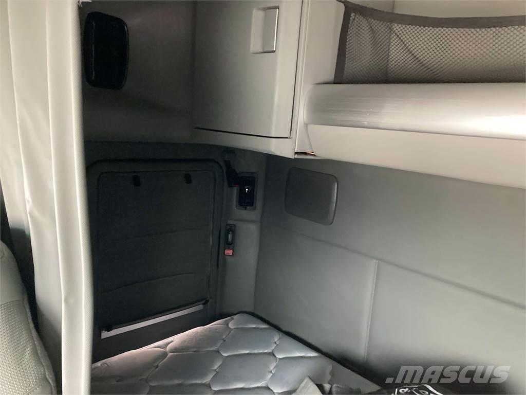 Kenworth T680 Prime Movers