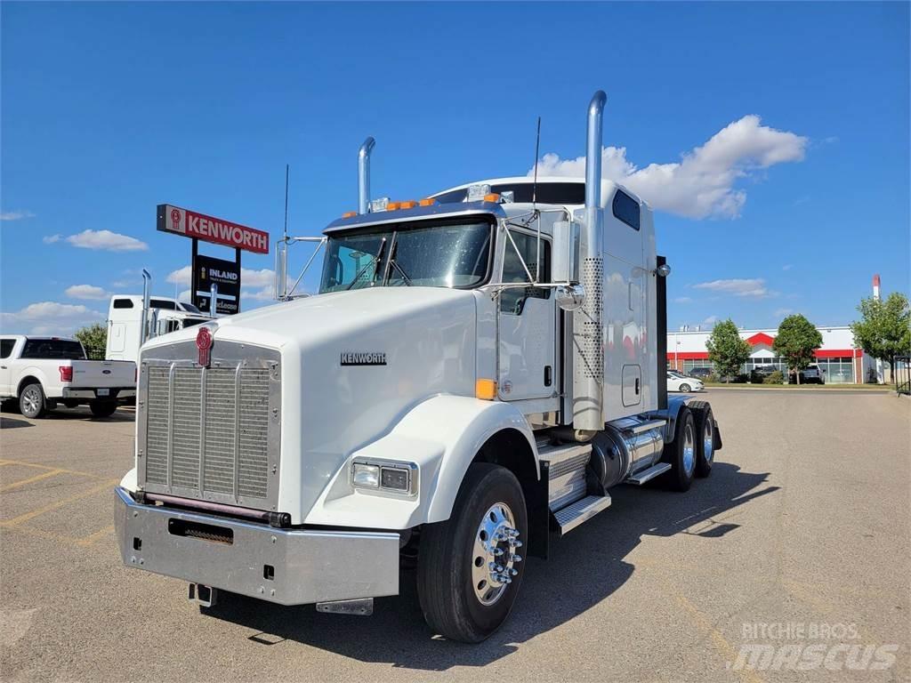 Kenworth T800 Prime Movers