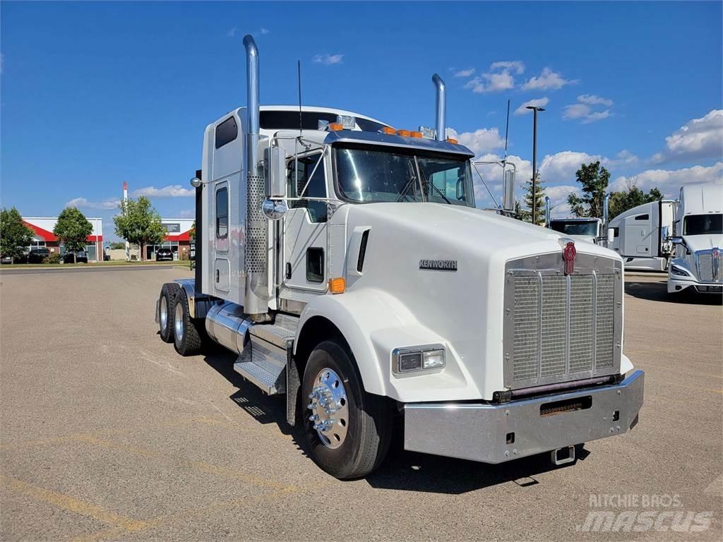Kenworth T800 Prime Movers