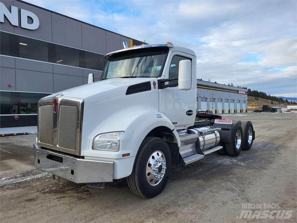 Kenworth T880 Prime Movers