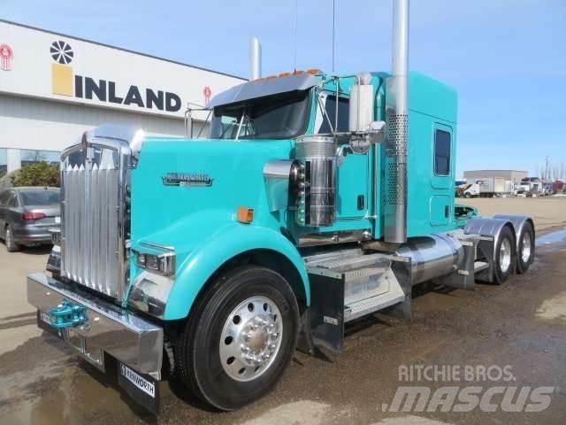 Kenworth W900 Prime Movers
