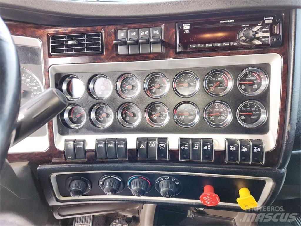 Kenworth W900L Prime Movers