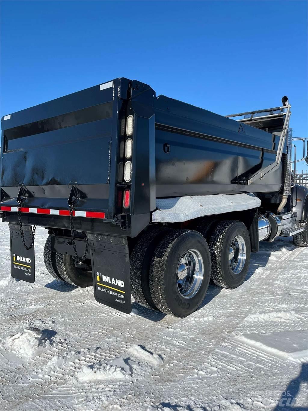 Peterbilt 348 Tipper trucks