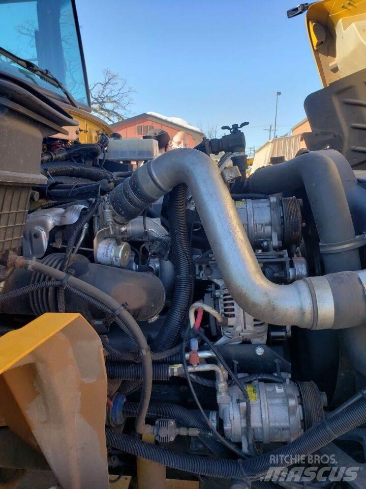 IC Bus CE200 Other