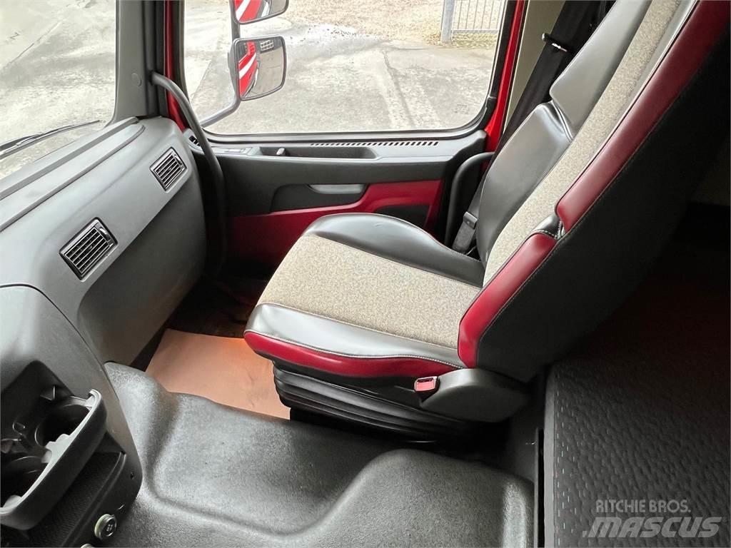 Volvo FMX540 Globe Demountable trucks