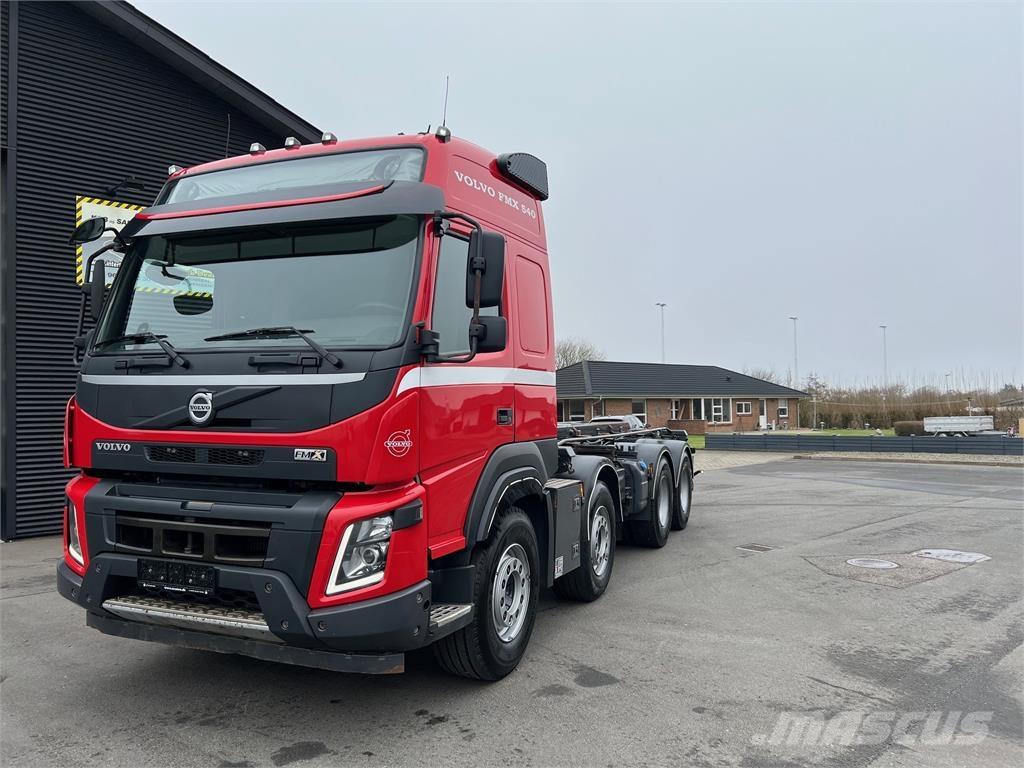 Volvo FMX540 Globe Demountable trucks