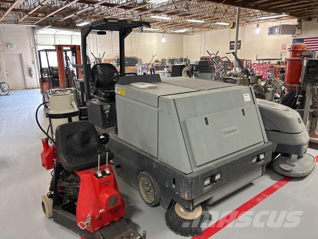 Advance 7765 Scrubber dryers