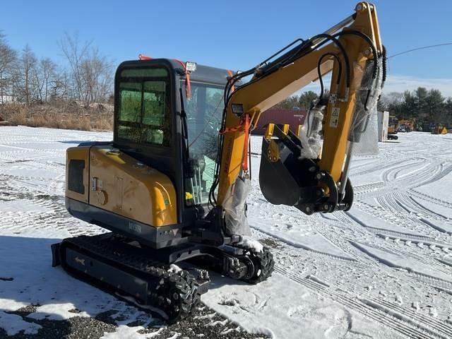 AGT MY50R Crawler excavators