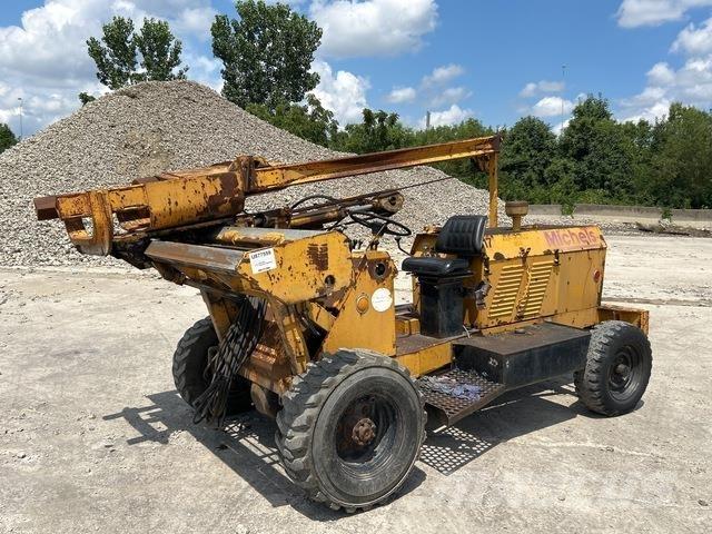 Arrow HJR1250 Hydraulic pile hammers