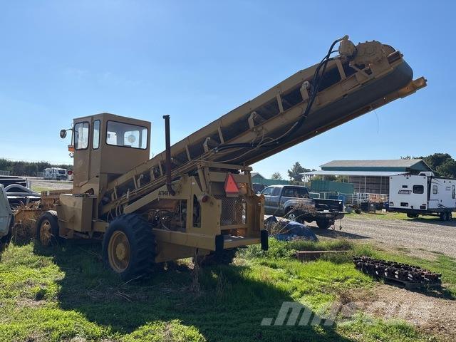 Athey 712D Asphalt pavers