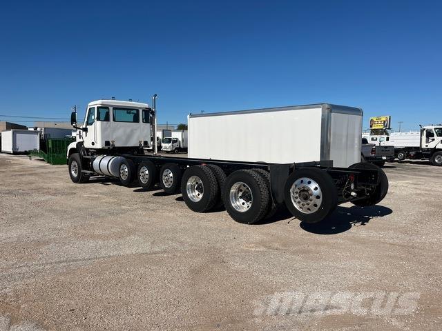 Autocar DC64 Cabins and interior