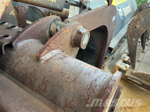Bobcat 7168340 Buckets