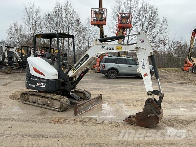 Bobcat E32 Crawler excavators