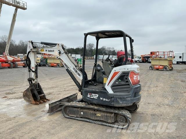 Bobcat E32 Crawler excavators