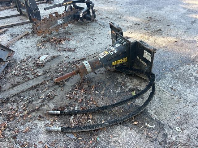 Bobcat HB680 Hammers / Breakers