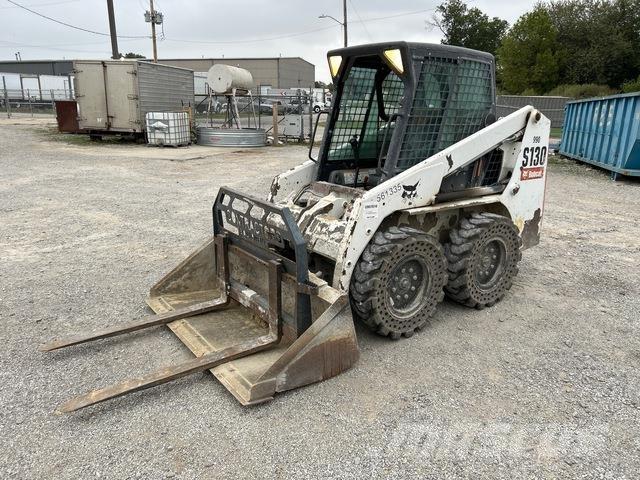 Bobcat S130 Skid steer loaders