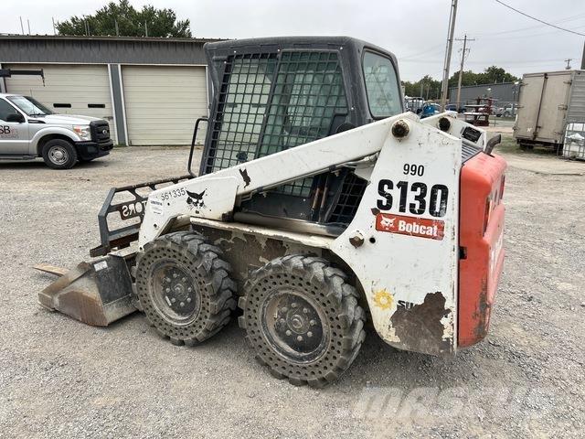 Bobcat S130 Skid steer loaders