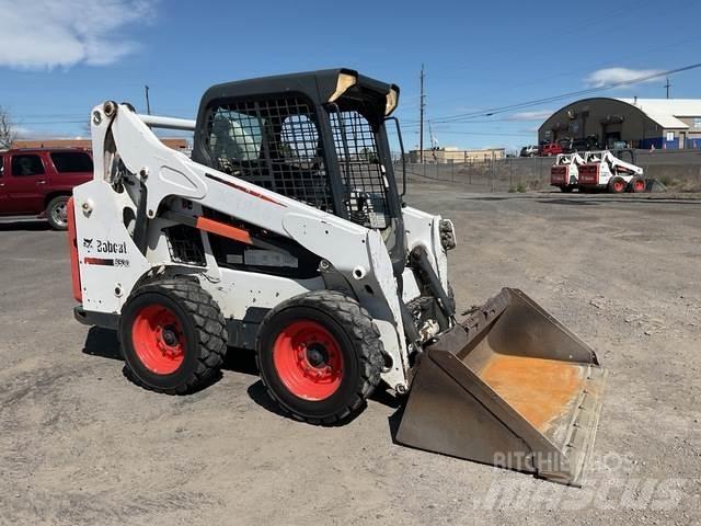 Bobcat S530 Skid steer loaders