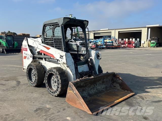 Bobcat S550 Skid steer loaders