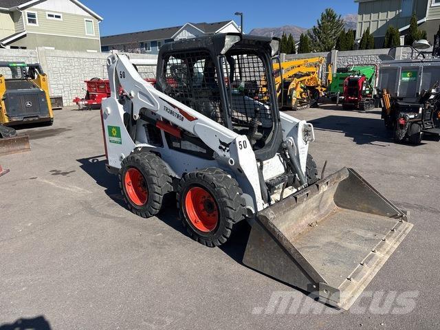 Bobcat S570 Skid steer loaders