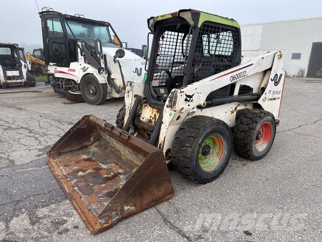 Bobcat S630 Skid steer loaders