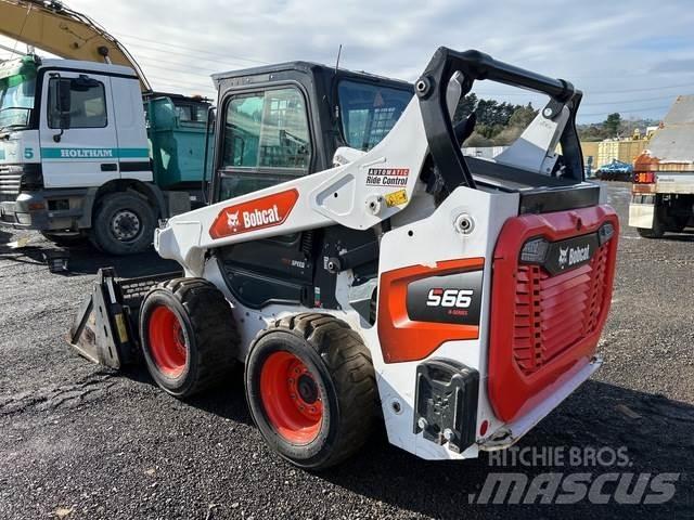 Bobcat S66 Skid steer loaders