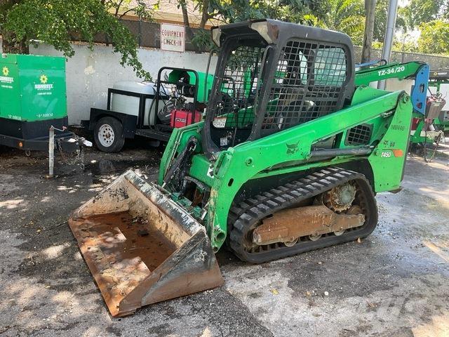 Bobcat T450 Skid steer loaders