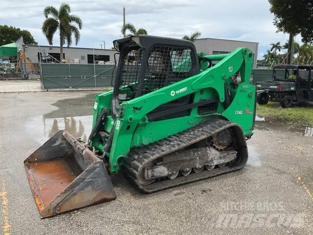 Bobcat T740 Skid steer loaders