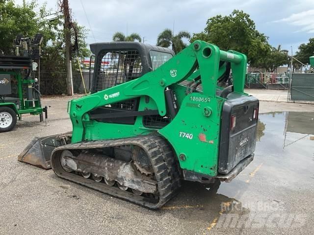 Bobcat T740 Skid steer loaders