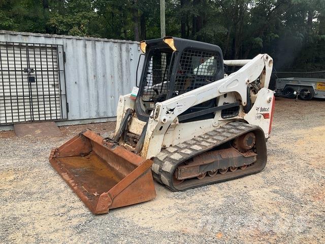 Bobcat T740 Skid steer loaders