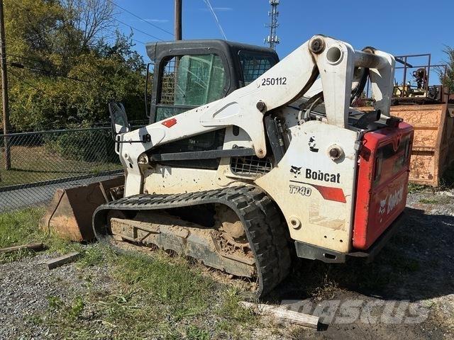 Bobcat T740 Skid steer loaders