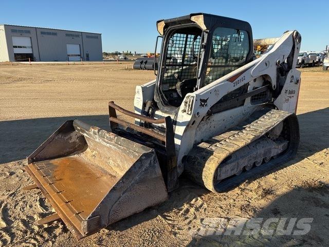 Bobcat T740 Skid steer loaders