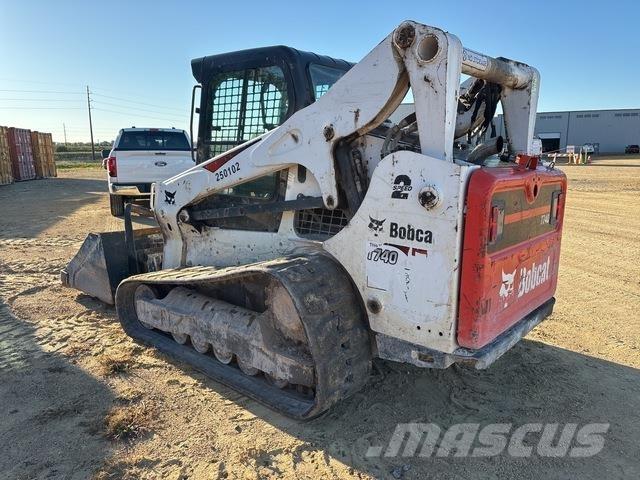 Bobcat T740 Skid steer loaders