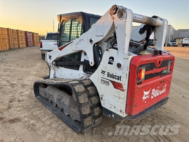 Bobcat T740 Skid steer loaders