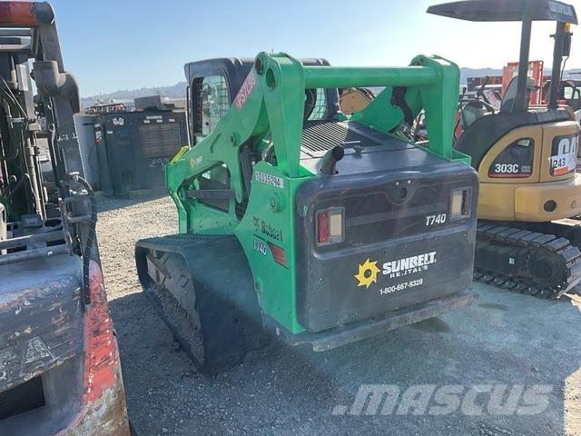Bobcat T740 Skid steer loaders