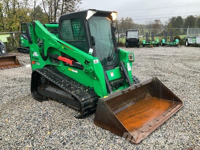 Bobcat T740 Skid steer loaders
